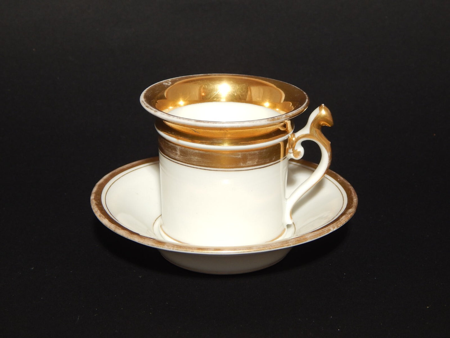 ANTICA PREZIOSA TAZZA PORCELLANA BIANCA E ORO IMPERO GINORI DOCCIA META' 800