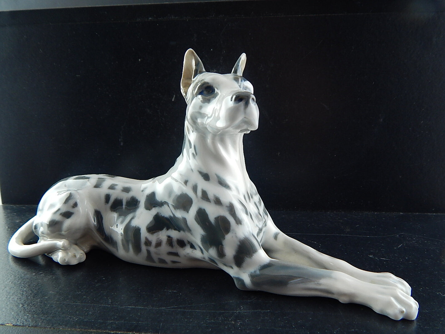 VINTAGE ROYAL COPENHAGEN AUTENTICA STATUINA PORCELLANA ALANO ARLECCHINO SEDUTO