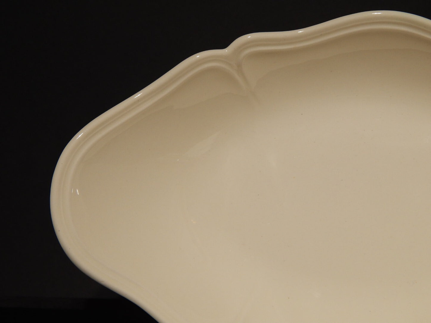 VINTAGE CERAMICA WEDGWOOD ETRURIA BARLASTON QUEENS SHAPE VASSOIO RAVIERA