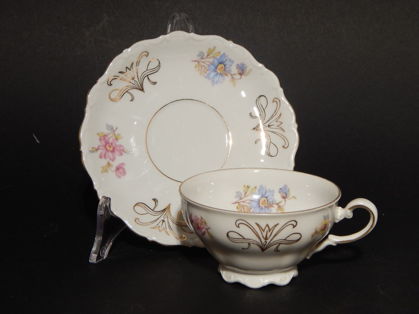 ANTICA TAZZA TE' PORCELLANA BIANCA BAVARIA SELTMANN WEIDEN THERESIA B1001