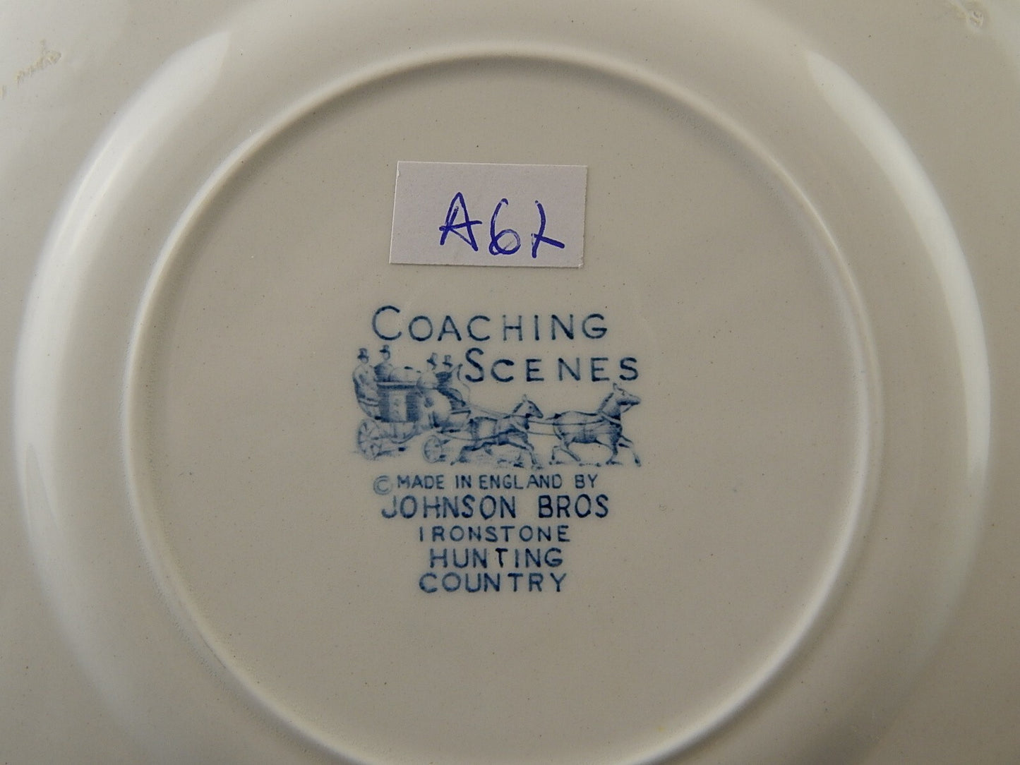 VINTAGE AUTENTICO PIATTO CM 16 PORCELLANA JOHNSON BROS COACHING SCENE BIANCO BLU