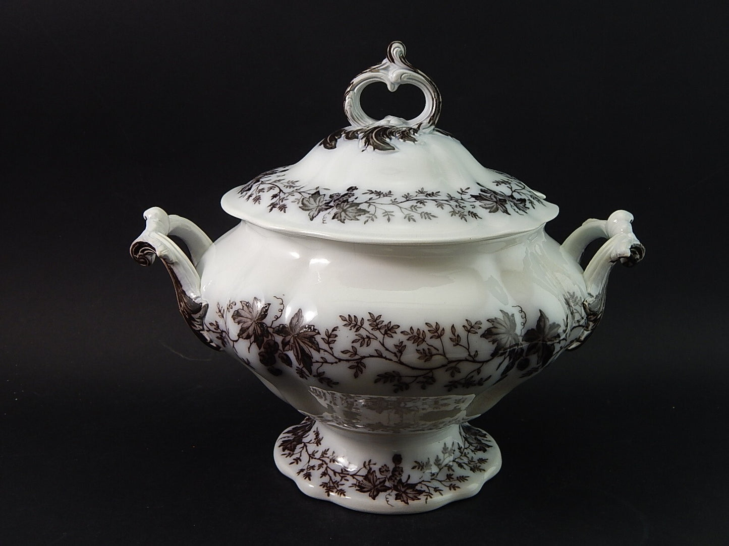 ANTICA RARA ZUPPIERA CENTROTAVOLA CERAMICA SARREGUEMINES U&Cie HUBLON 1800