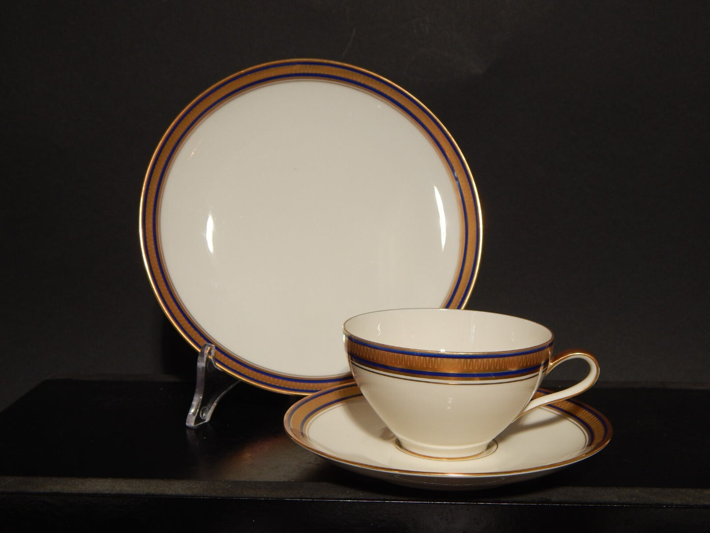 ANTICO STILE IMPERO PREZIOSO TRIO TAZZA TE' PORCELLANA ESCHENBACH BAVARIA