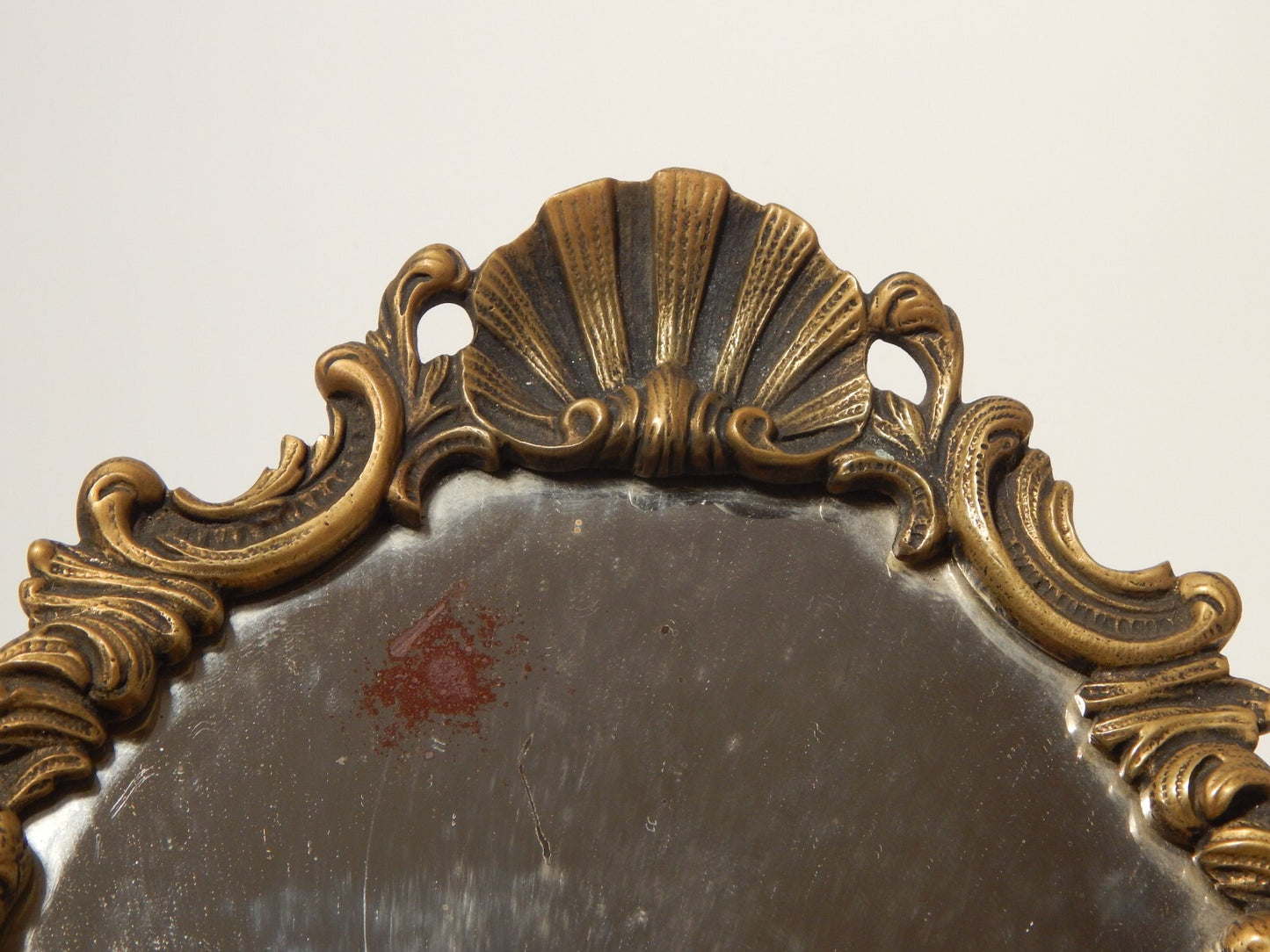 ANTICA APPLIQUE CON PREGEVOLE CORNICE STILE BAROCCO OTTONE O BRONZO E SPECCHIO