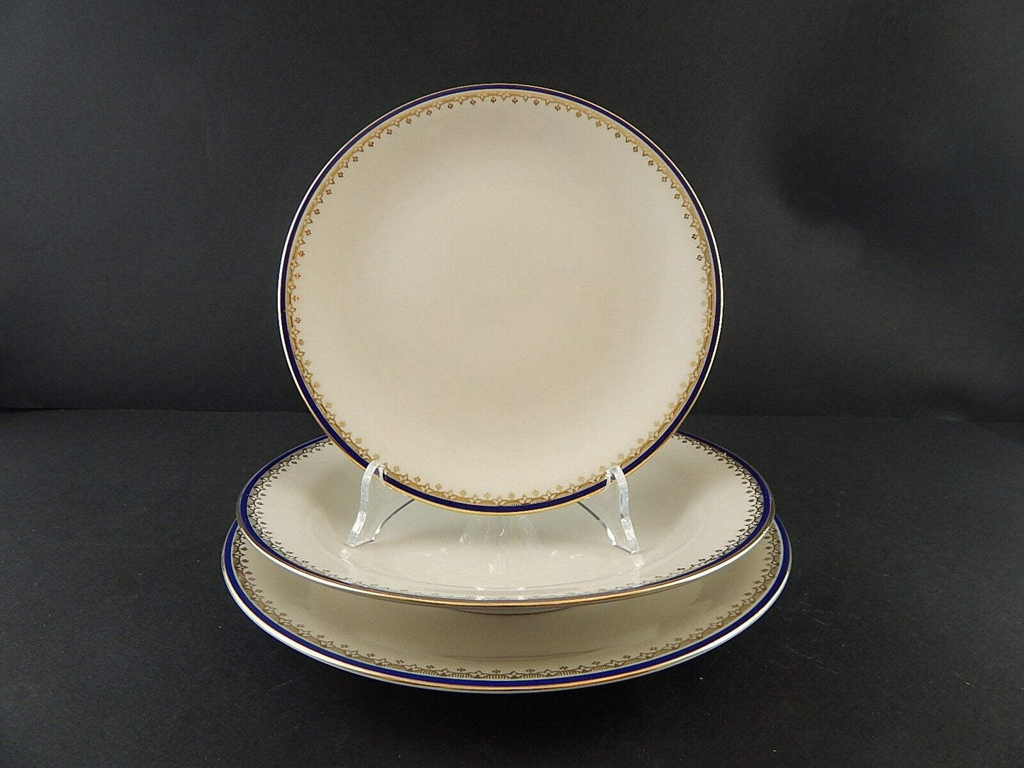 ANTICO SERVIZIO PIATTI STILE IMPERO PORCELLANA DECORO BLU E ORO BAVARIA SCHALLER
