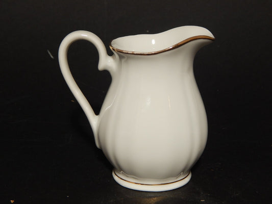 ANTICA LATTIERA BRICCO PORCELLANA BIANCA PROFILO ORO BAVARIA OSCAR SCHALLER