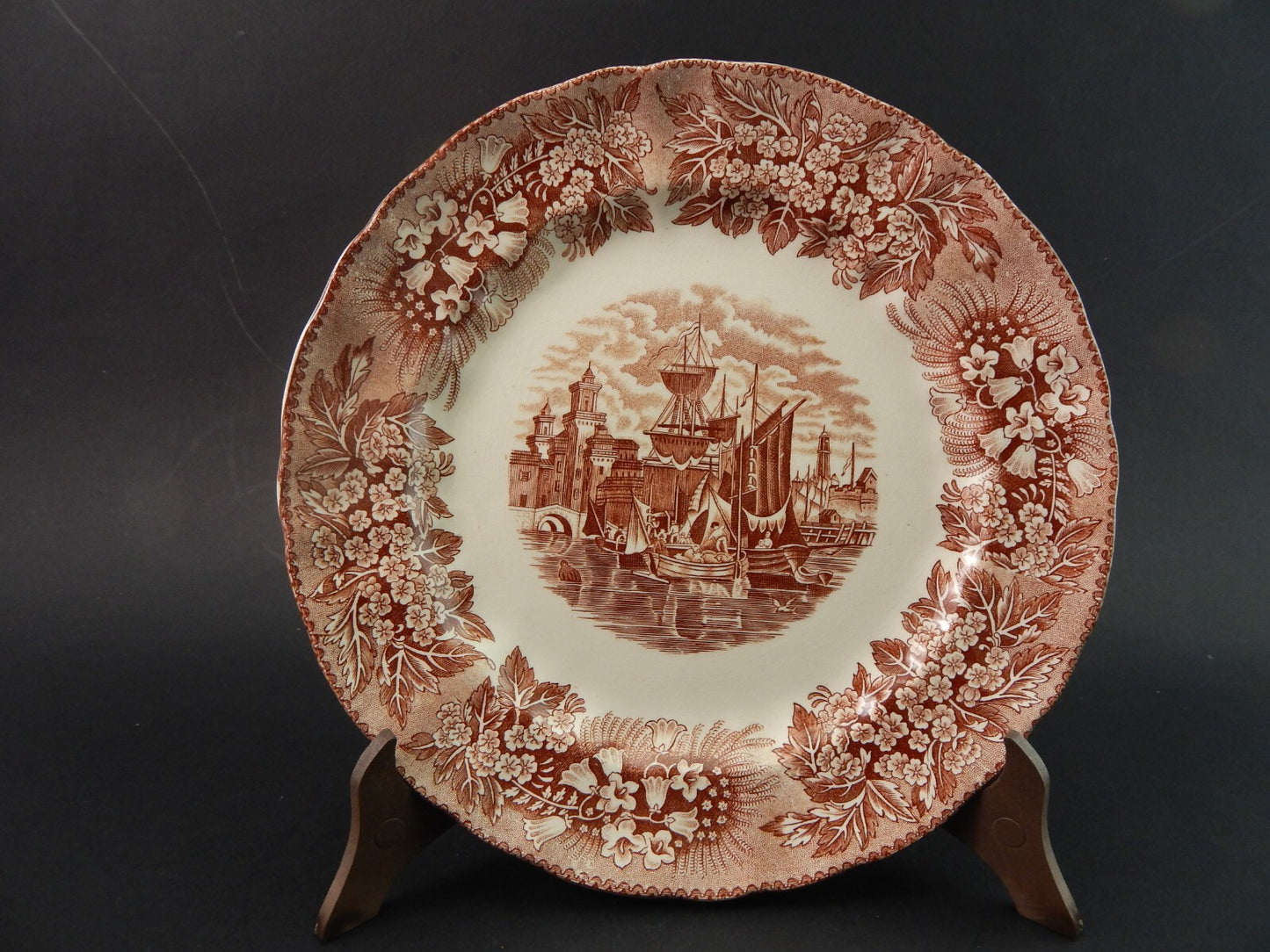 ANTICO PIATTO SEMI PORCELLANA RICHARD CERAMICHE MILANO DECORO FERRARA #1786