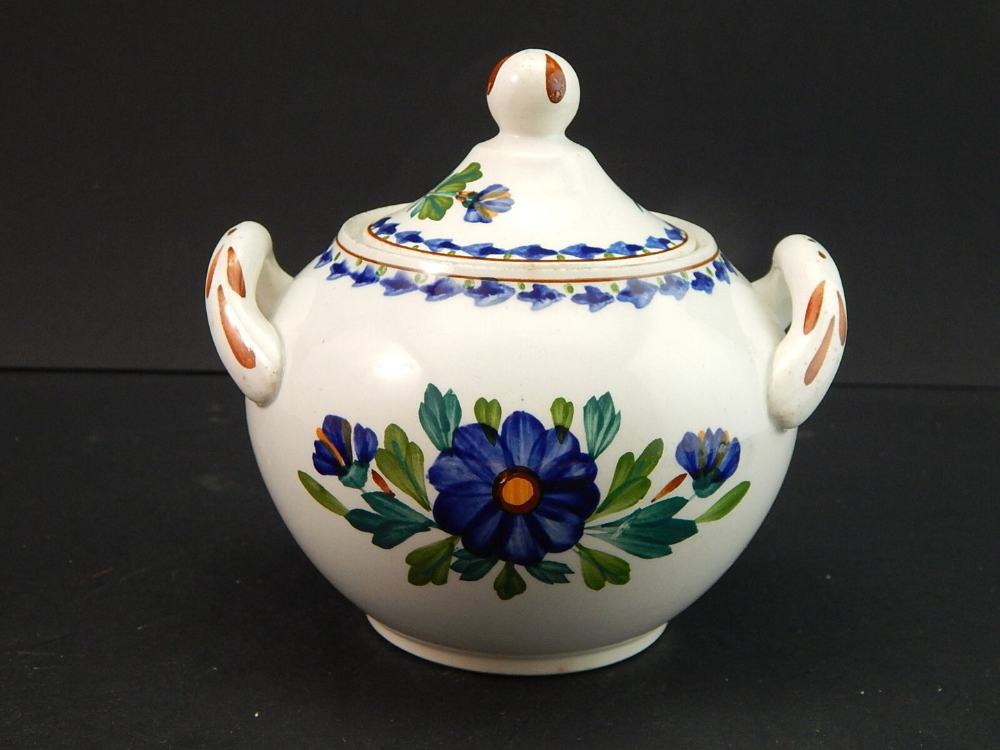 ANTICA ZUCCHERIERA CERAMICA SARREGUEMINES DIPINTA A MANO IN POLICROMIA