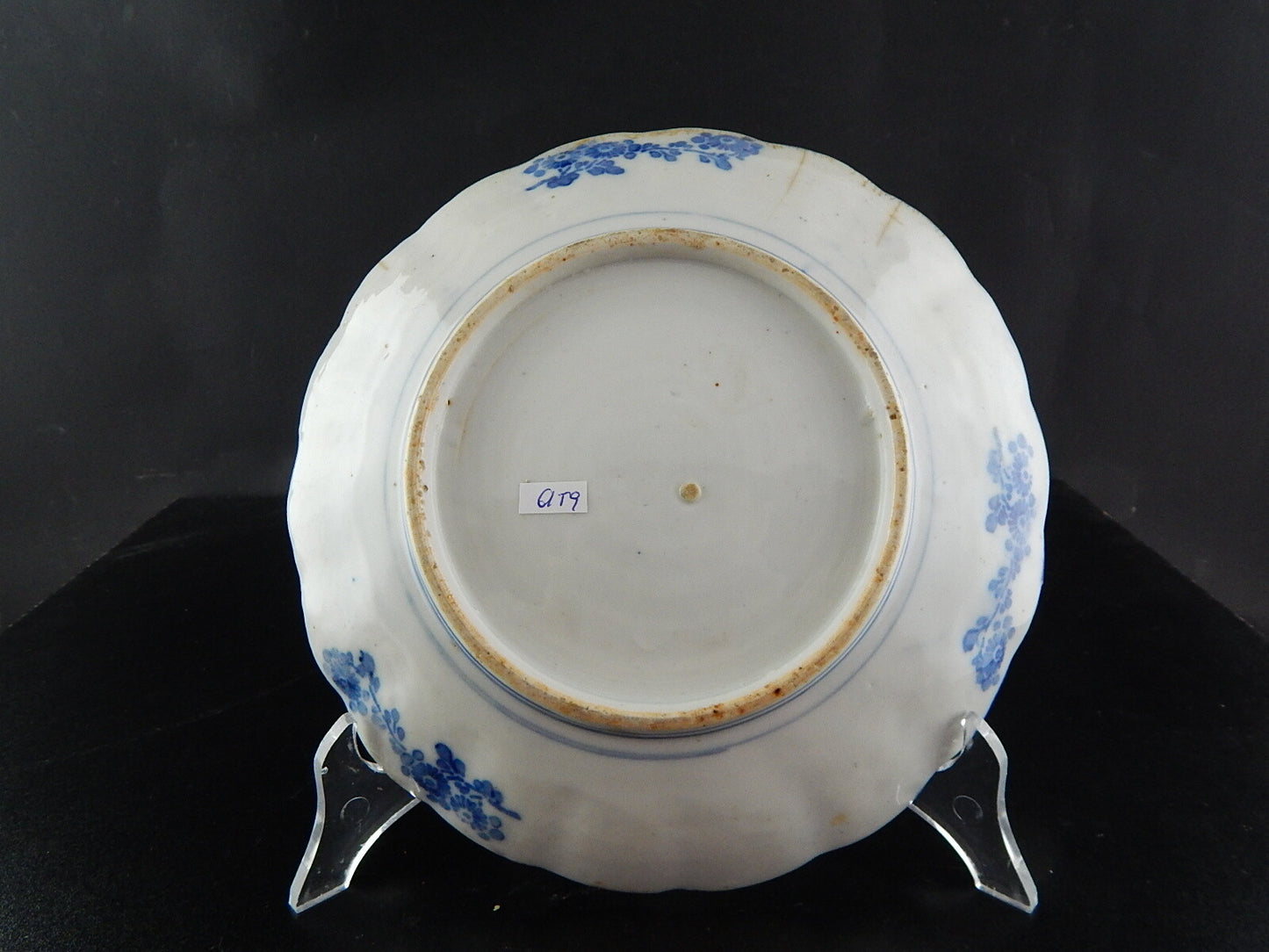 ANTIQUARIATO ORIENTALE PIATTO PORCELLANA GIAPPONE IMARI DIPINTO MANO XIX SEC