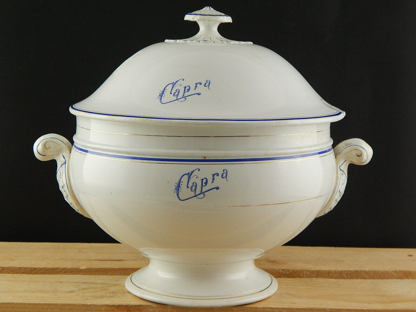 ANTICA ZUPPIERA CERAMICA RICHARD MILANO FINE 800 BIANCO BLU PERSONALIZZATA CAPRA