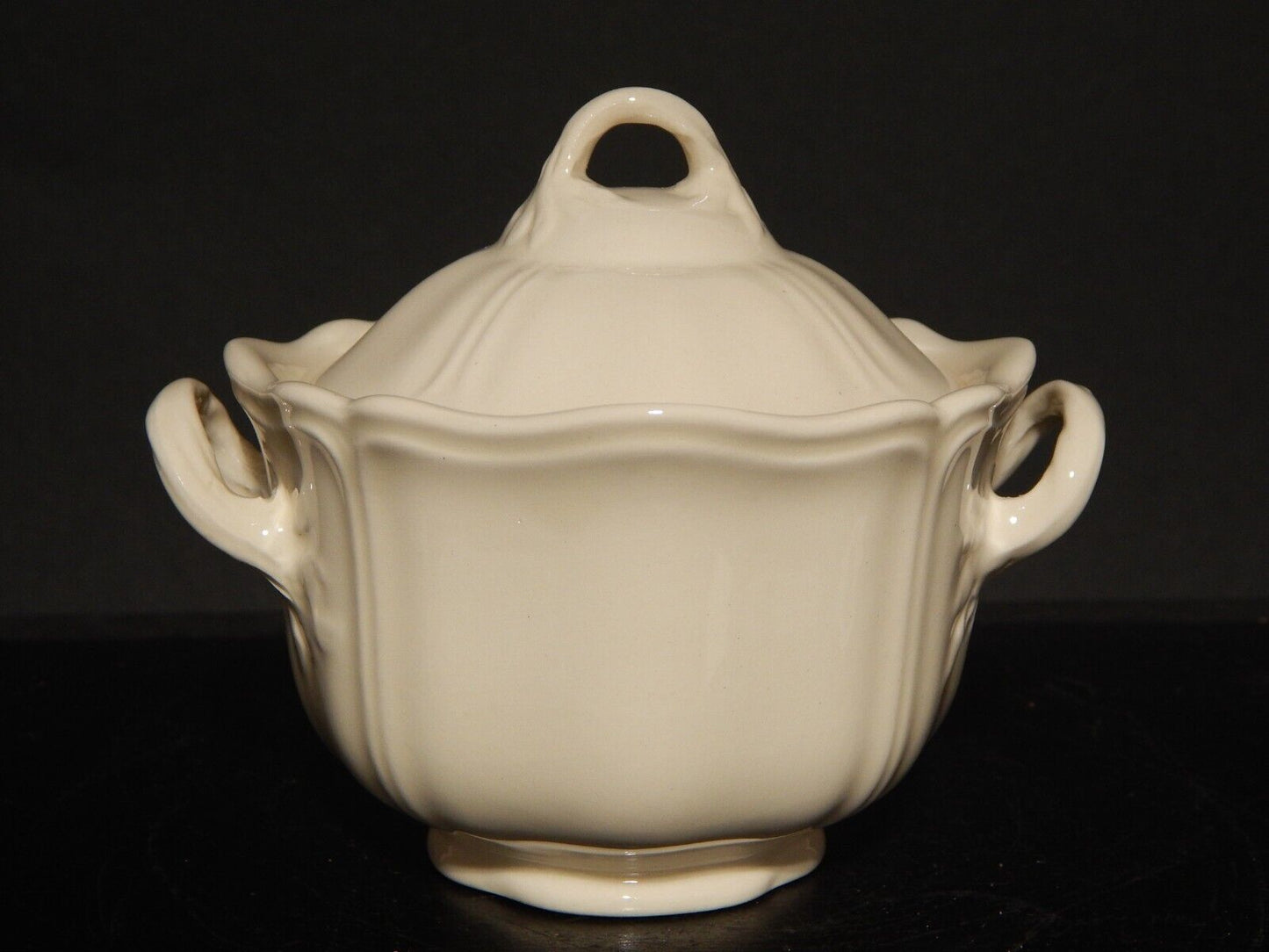 VINTAGE CERAMICA WEDGWOOD ETRURIA BARLASTON QUEENS SHAPE ZUPPIERA CENTROTAVOLA