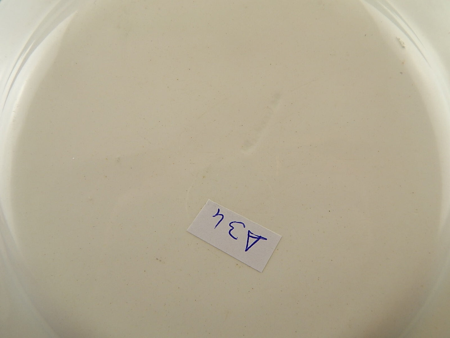 ANTICO PIATTO SEMI PORCELLANA RICHARD MILANO DECORO FERRARA META' 800 #A34