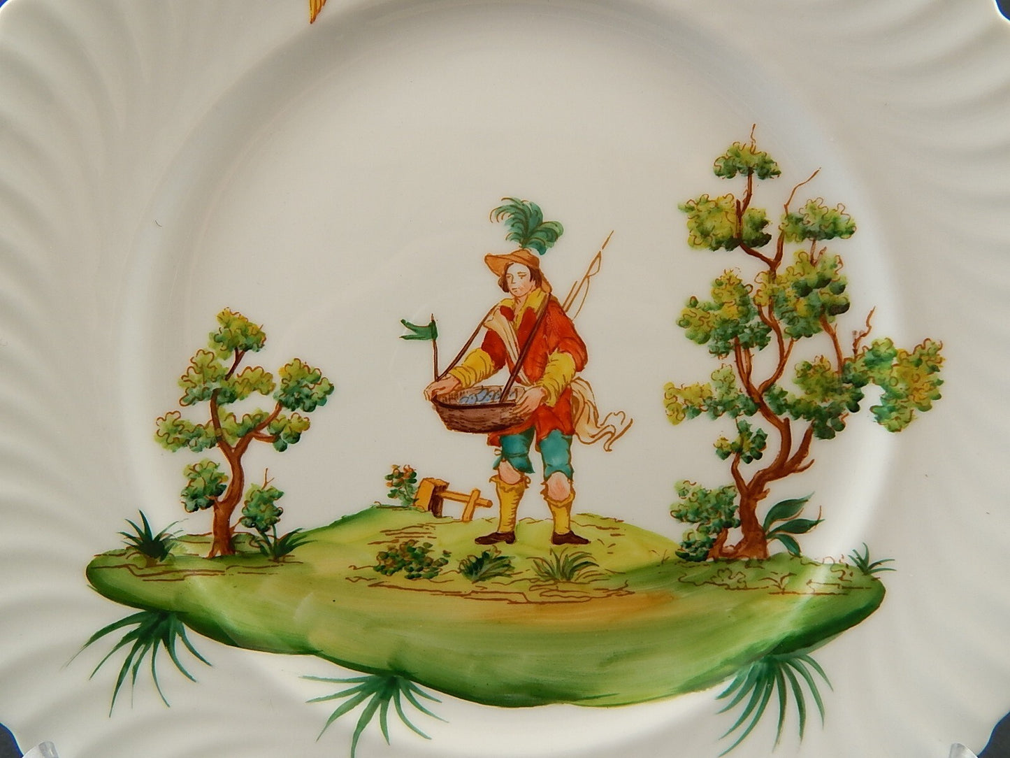 PIATTO PORCELLANA DIPINTO ARTE MORBELLI VECCHIO MILANO VITA POPOLARE PESCATORE