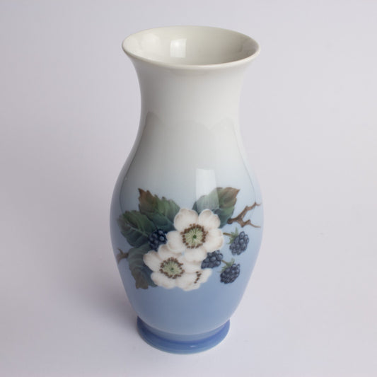 VASO PORCELLANA ROYAL COPENHAGEN "Le More" ORIGINALE HANDMADE 288-2289