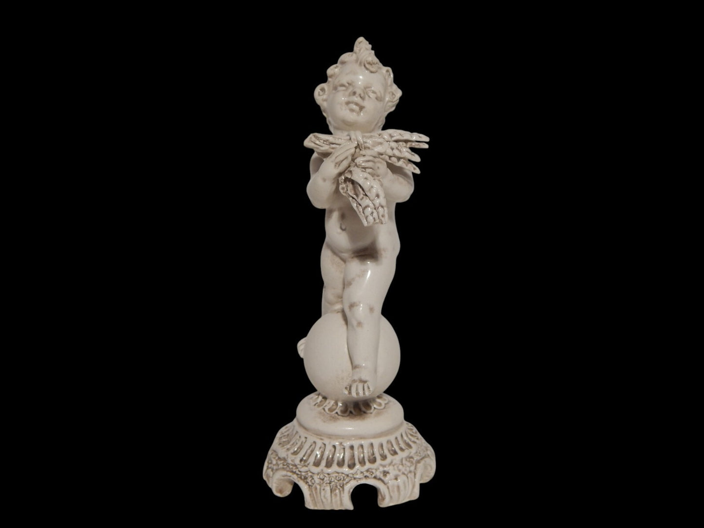 ANTICA STATUINA PUTTO CON SPIGHE SU GLOBO CERAMICA CAPODIMONTE N BLU CORONATA