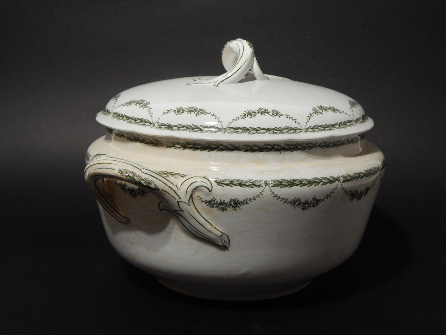 ANTICA RARA ZUPPIERA CENTROTAVOLA CERAMICA PETRUS REGOUT DECORO MARIE VERDE