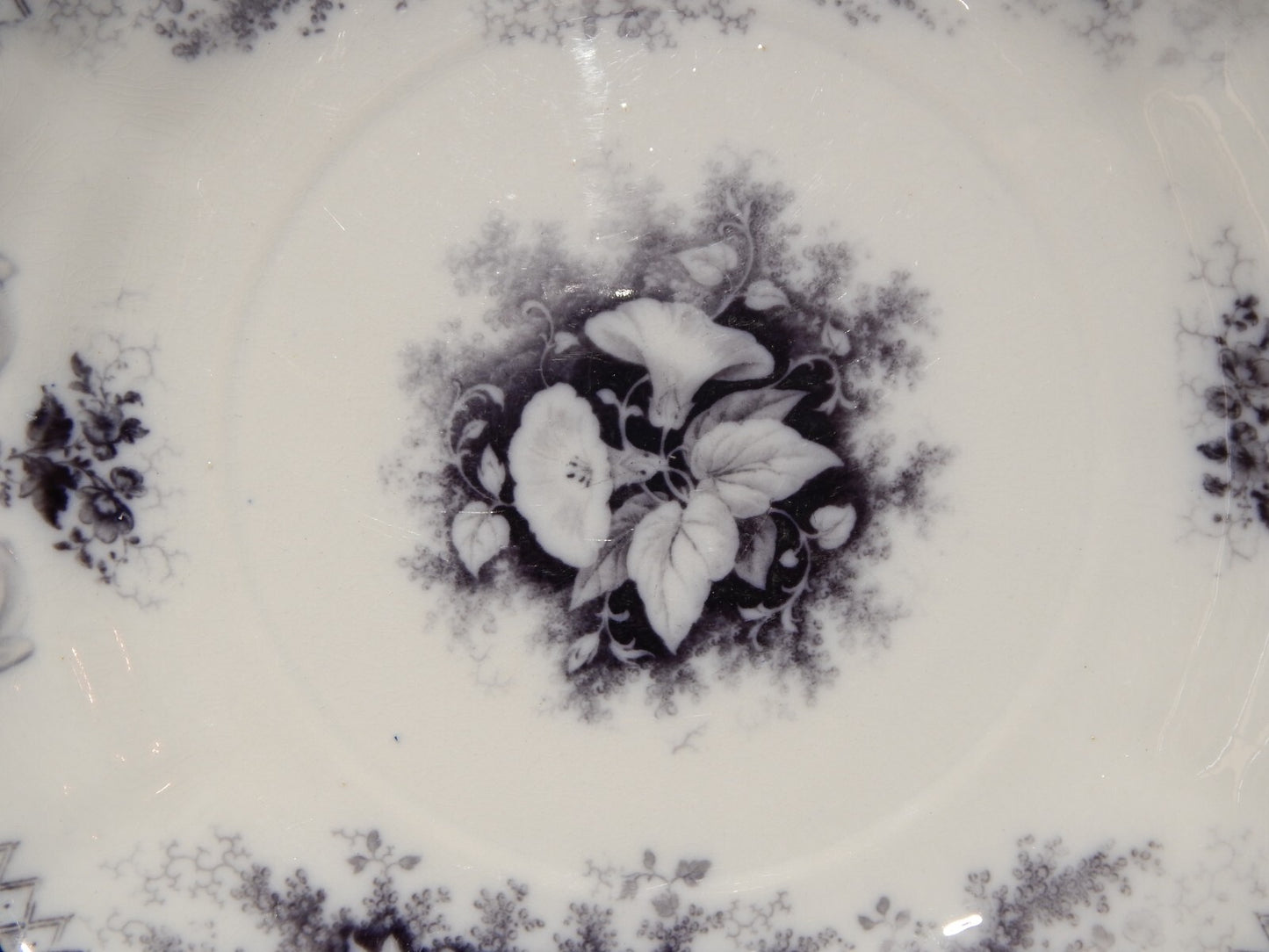 ANTICO RARO VASSOIO CERAMICA DISEGNO JARDINIERE VILLEROY & BOCH FINE '800