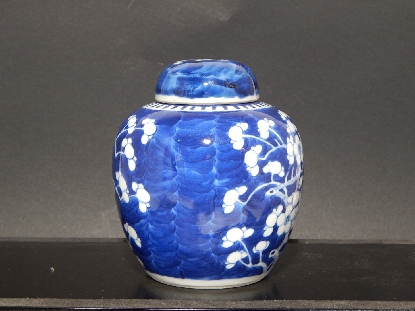 ANTICO ORIENTALE VASO URNA PORCELLANA CINESE GINGER JAR BIANCO BLU FIORI PRUNO