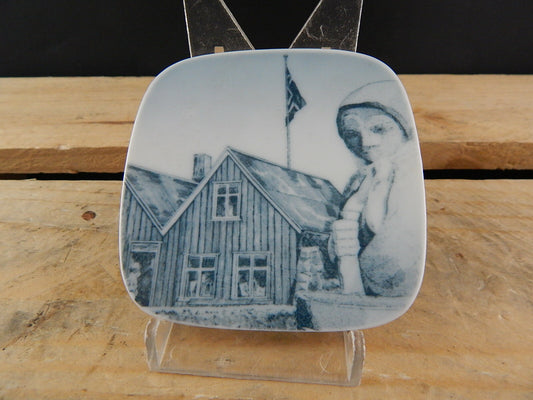 ROYAL COPENHAGEN BING&GRONDAHL PLAQUETTE PIATTINO PORCELLANA ARBERMUSEUM ICELAND