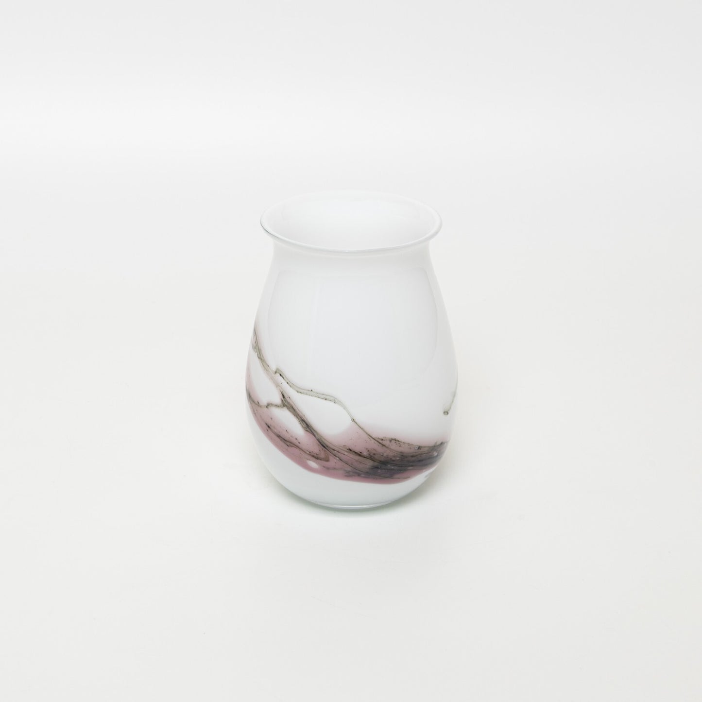VASO VETRO SOFFIATO OPALINO BIANCO CON DECORO ROSA SAKURA HOLMEGARD MICHAEL BANG