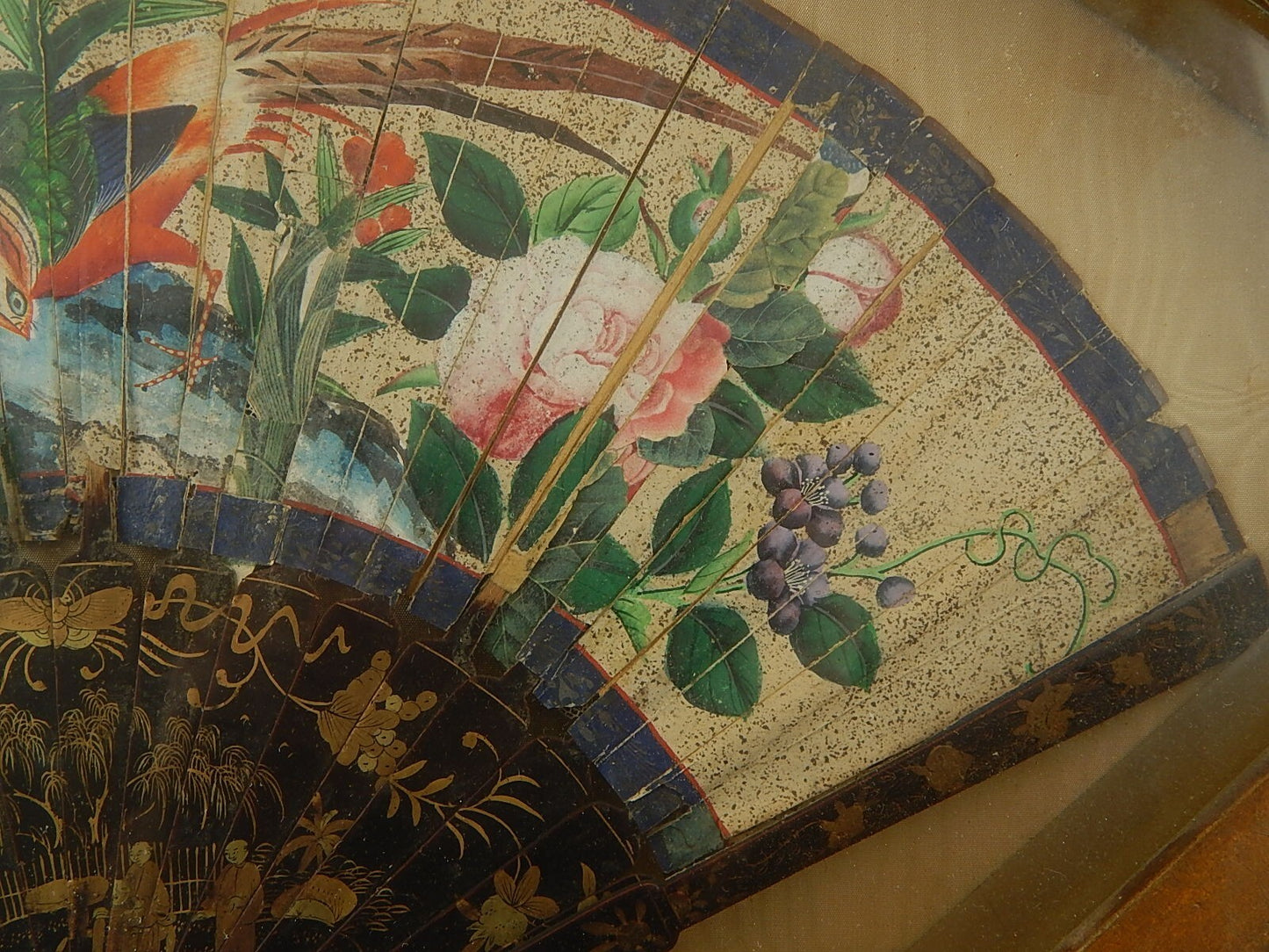 ANTICO PRIMO 800 VENTAGLIO ORIENTALE IN CARTA E STECCHE LEGNO DIPINTE IN ORO