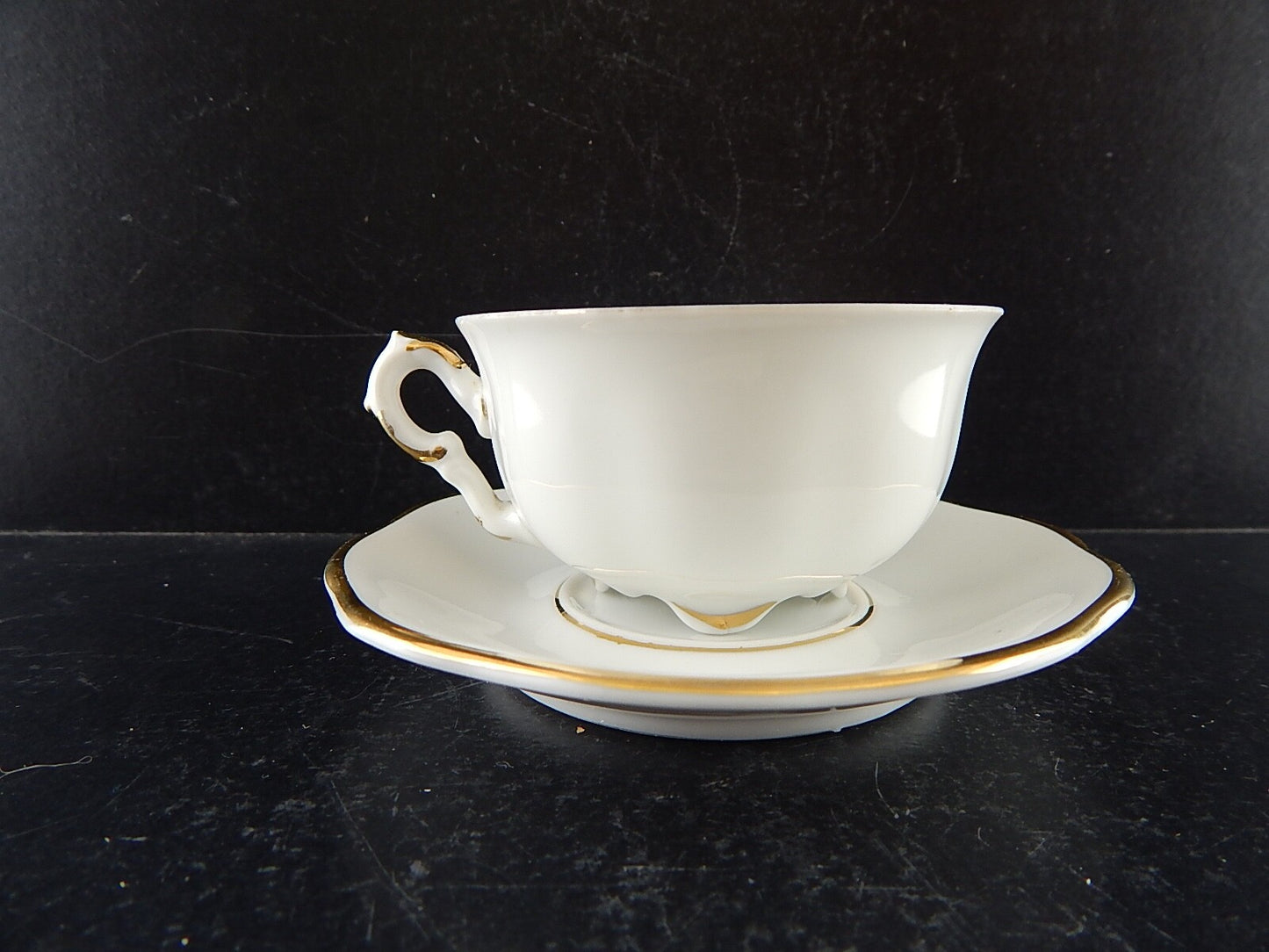 ANTICA PREZIOSA ROCAILLE TAZZINA CAFFE' PORCELLANA BIANCA ORO PIRKEN HAMMER