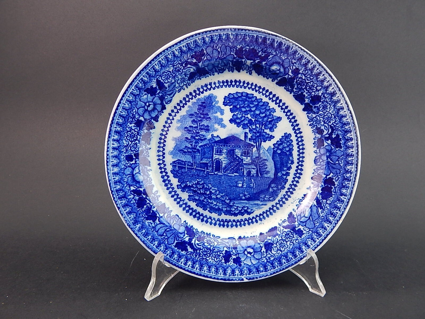 ANTICO PIATTO CERAMICA META' 1800 GUSTAVSBERG STAMPA A MANO BIANCO BLU