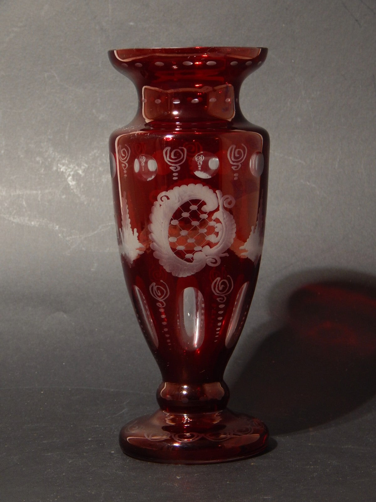 ANTICO PREZIOSO VASO CRISTALLO DI BOEMIA ROSSO RUBINO INCISO BIEDERMEIER