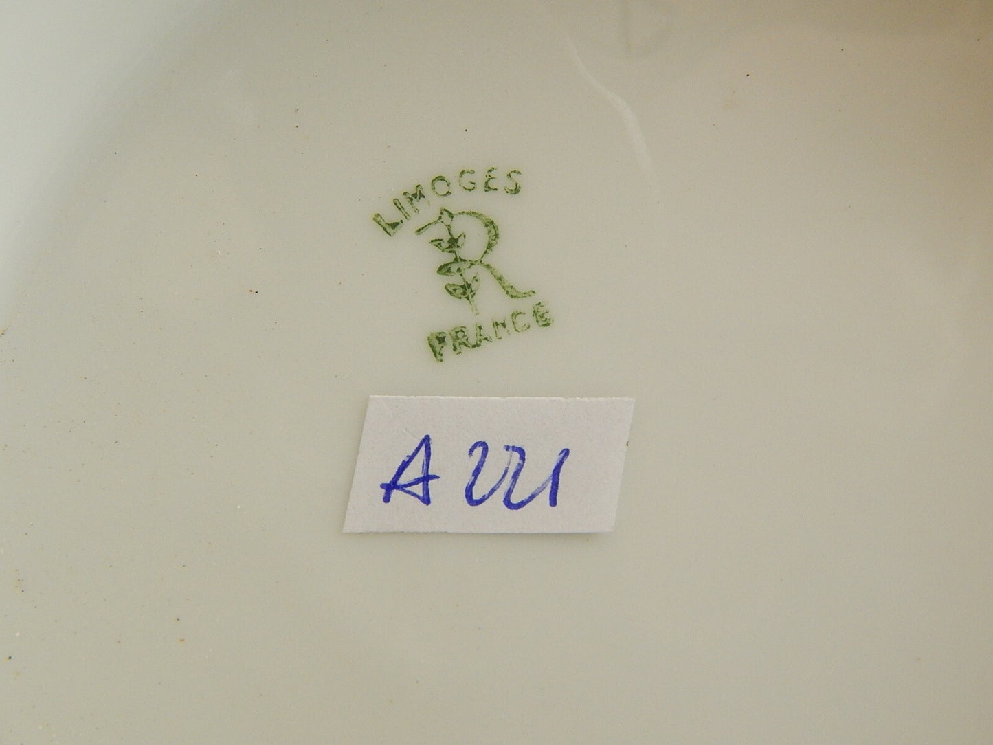 ZUPPIERA CENTROTAVOLA LIMOGES RAYNAUD PORCELLANA BIANCA MODELLO WASHINGTON