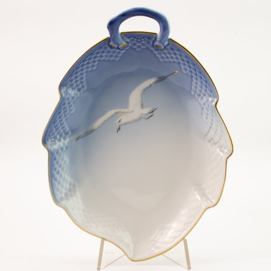 PIATTO PORTATA A FOGLIA PORCELLANA E ORO ZECCHINO GABBIANI BING&GRONDAHL 357