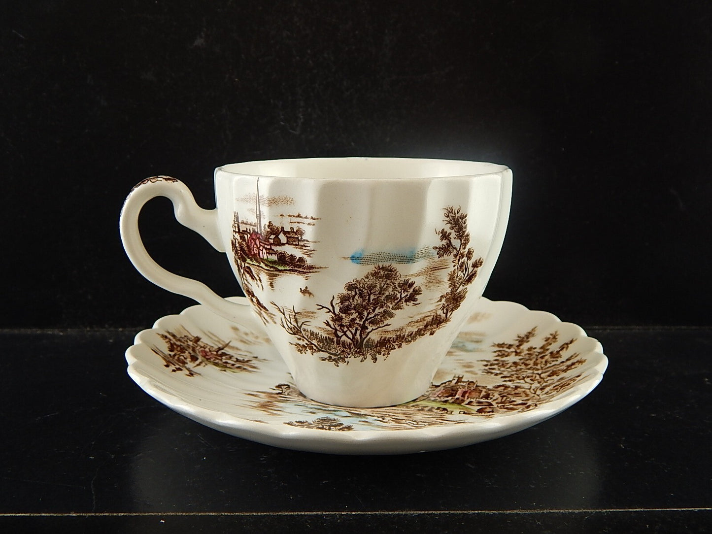 VINTAGE SEMI PORCELLANA JOHNSON BROS COLLEZIONE ANCIENT TOWERS TAZZA DA TE'