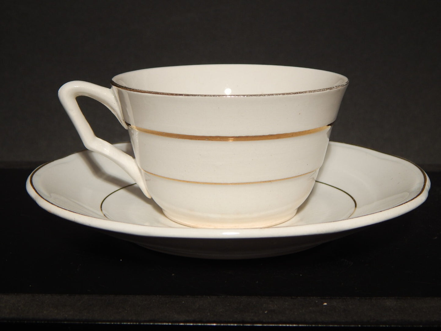 ANTICO ART DECO TAZZA DA TE' CERAMICA PROFILI ORO REVELLI LAVENO
