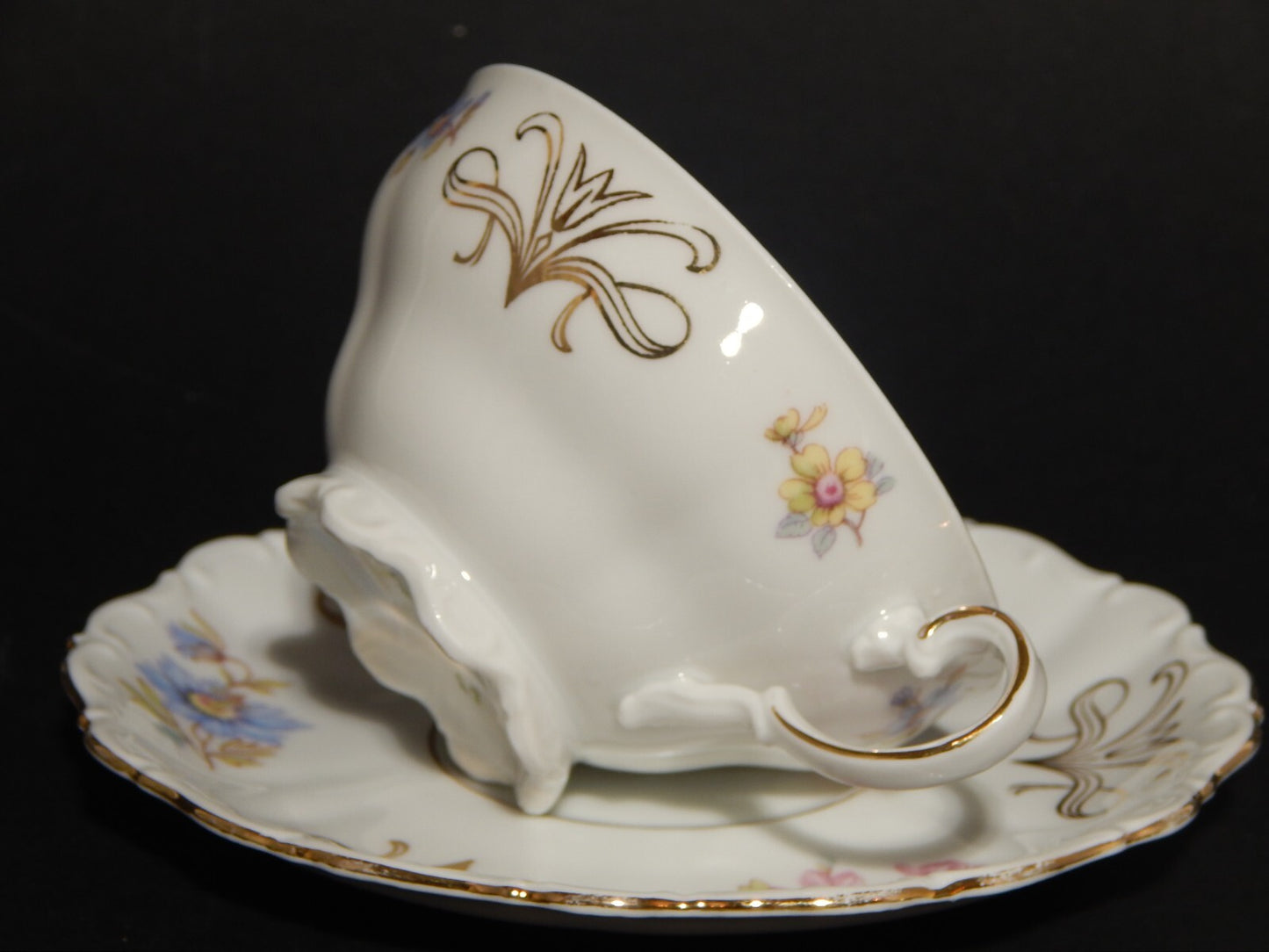 ANTICA TAZZA TE' PORCELLANA BIANCA BAVARIA SELTMANN WEIDEN THERESIA B1102