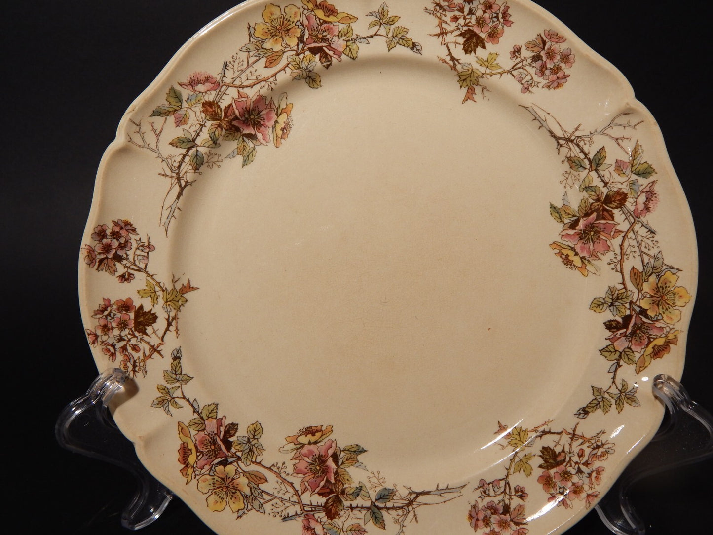 ANTICO RARO PIATTO CERAMICA VILLEROY&BOCH METTLACH DI FINE 1800 CM 23