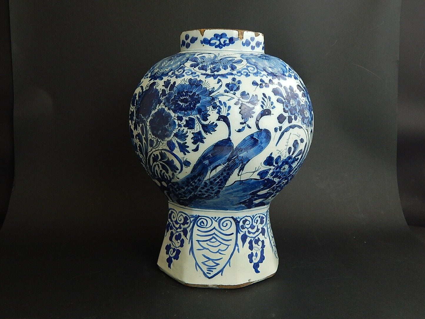 ANTICO PREZIOSO GRANDE VASO OTTAGONALE CERAMICA DELFT FINE XVII SECOLO I PAVONI