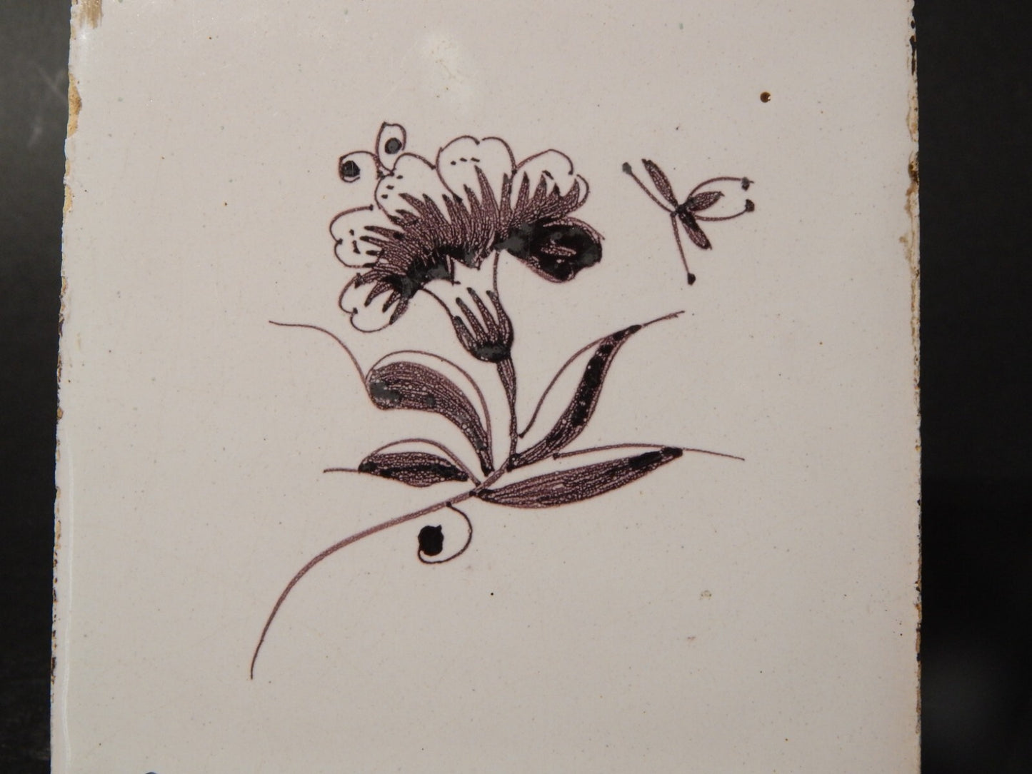 ANTICA PIASTRELLA MATTONELLA CERAMICA DELFT DEL 1700 DECORO AL MANGANESE (782)