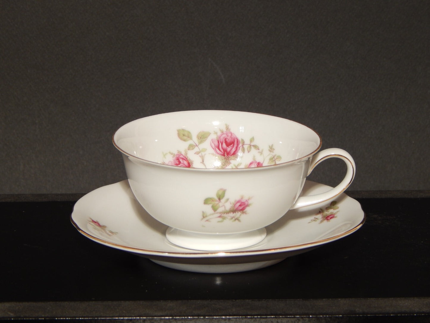 ANTICO TAZZA DA TÈ PORCELLANA BAVARIA OSCAR SCHALLER RHEINPFALZ ROSA CANINA