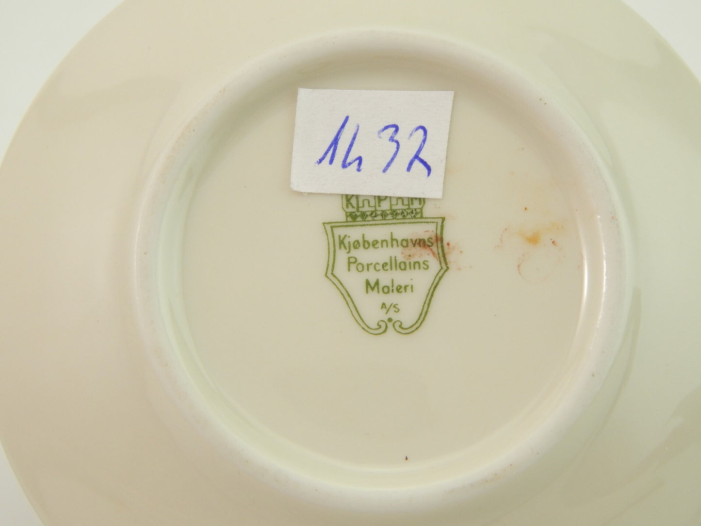 ANTICO PIATTINO KPM COPENHAGEN PORCELLANA BOUQUET DI FIORI E ORO DEL 1924 CM. 10