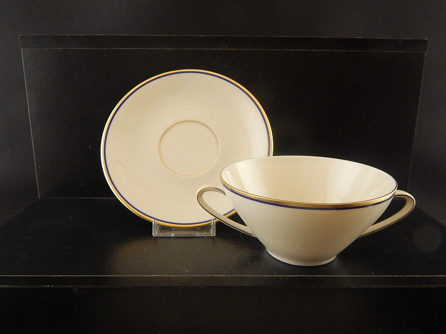 VINTAGE TAZZA DA BRODO STILE IMPERO PREZIOSA PORCELLANA JAEGER BAVARIA