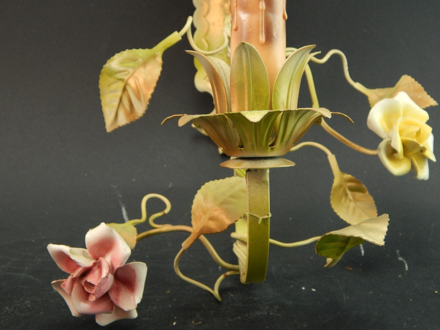 APPLIQUE 1 FUOCO ANTICA LIBERTY FERRO BATTUTO E ROSE CERAMICA POLICROME #1732