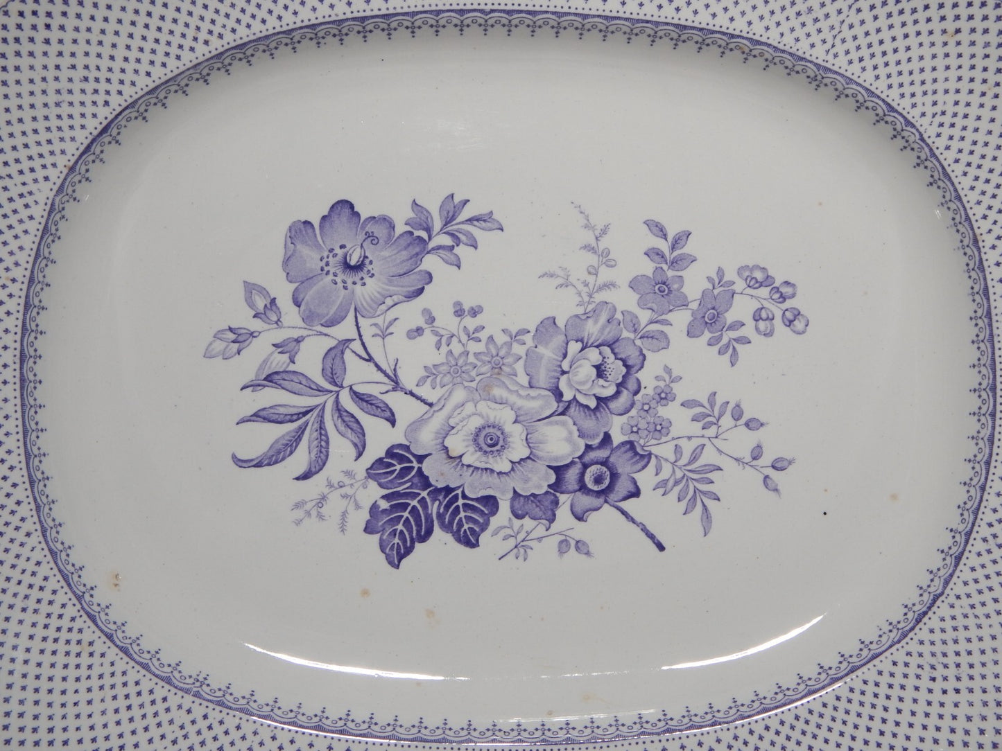 ANTICO GRANDE VASSOIO CERAMICA STAFFORDSHIRE PRIMAVESI 1860 ERMINE BORDER VIOLA