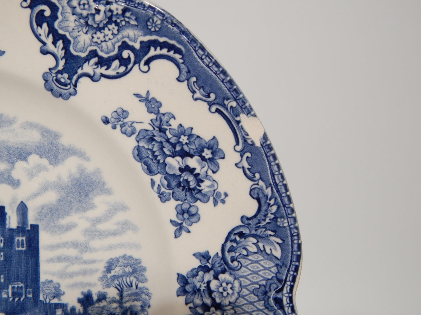 VINTAGE JOHNSON BROS OLD BRITAIN CASTLE BLU PIATTO PIANO PORCELLANA DIFETTO 1909