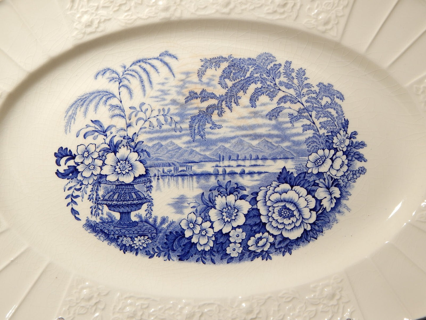 ANTICO GRANDE VASSOIO CERAMICA MYOTT SON STAFFORDSHIRE ENGLAND BANFF BIANCO BLU