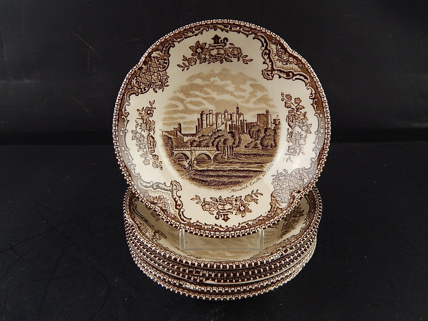 VINTAGE JOHNSON BROS OLD BRITAIN CASTLE SERVIZIO 6 CIOTOLE SEMI-PORCELLANA