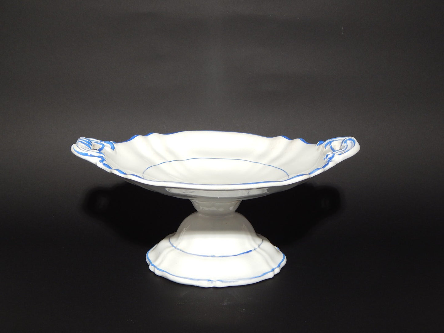 ANTICA ALZATA FRUTTIERA CENTROTAVOLA CERAMICA BIANCA BLU RICHARD MILANO FINE'800