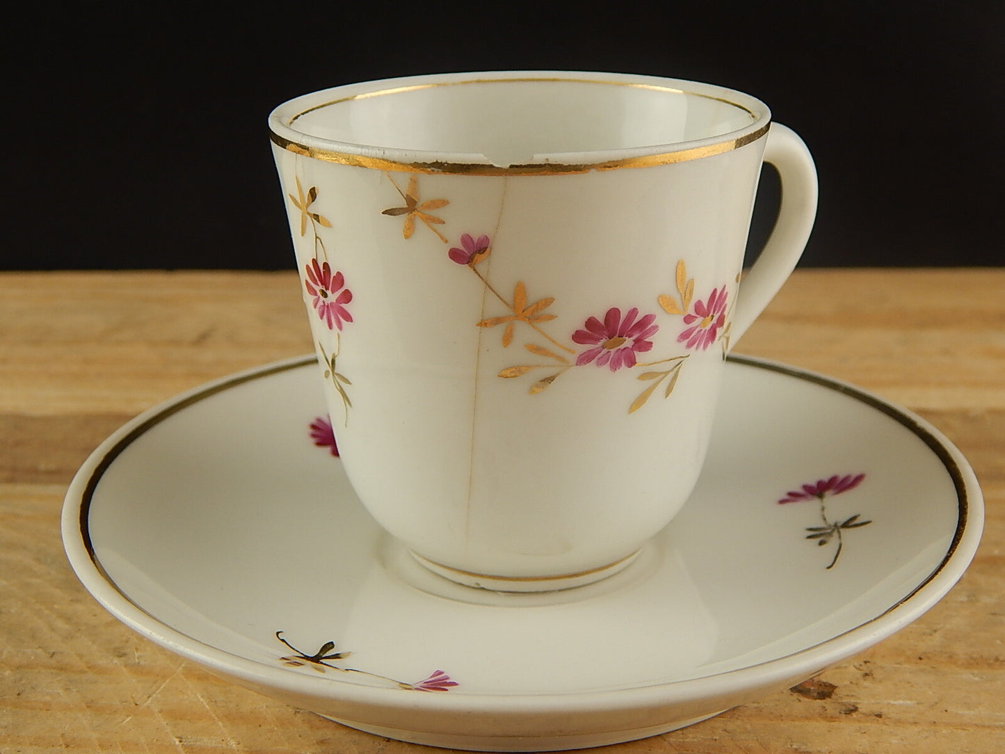 ANTICA TAZZA E PIATTINO PORCELLANA GINORI ART NOUVEAU DIPINTA A MANO DIFETTO