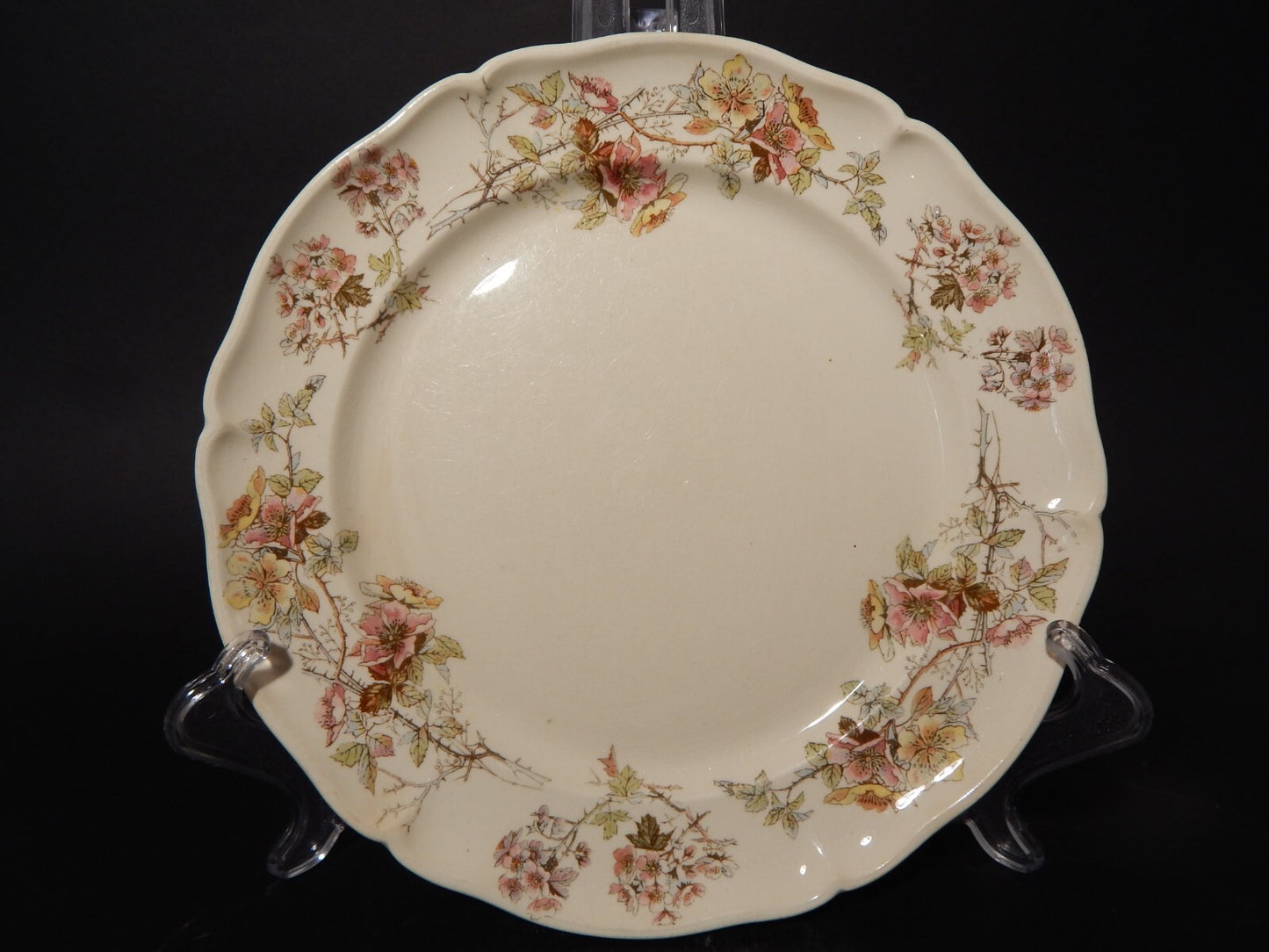 ANTICO RARO PIATTO CERAMICA VILLEROY&BOCH METTLACH DI FINE 1800 CM 23