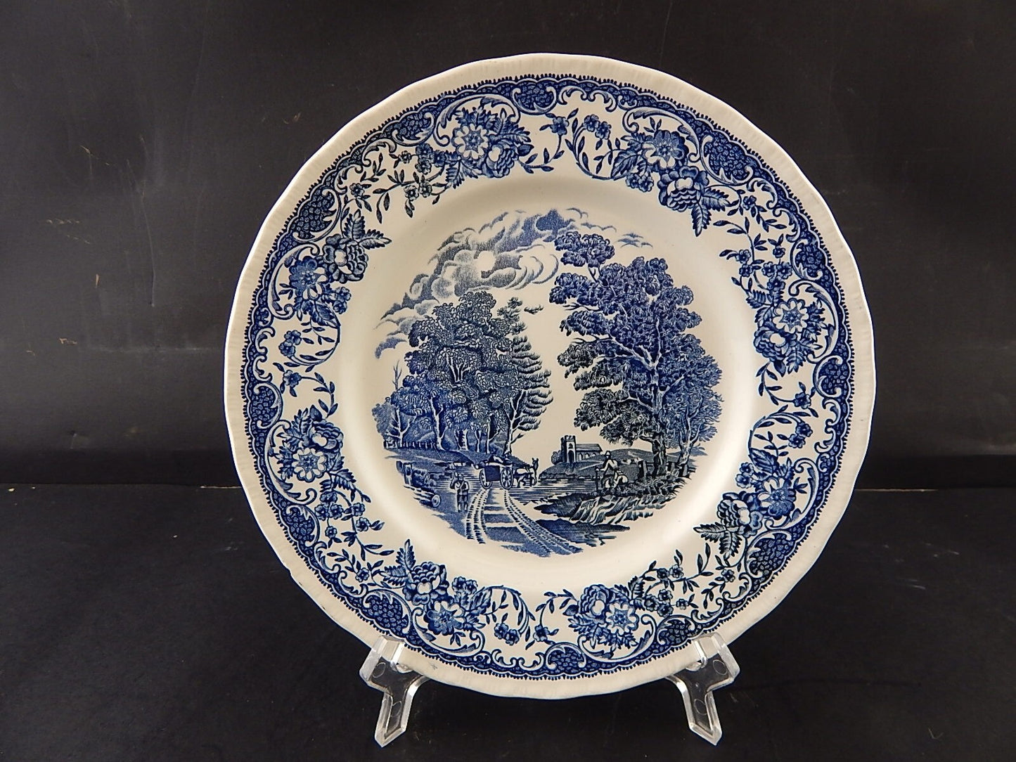 CERAMICA VINTAGE PIATTO ROYAL TUDOR WARE OLDE ENGLAND STAMPA A MANO BIANCO BLU