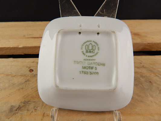 ROYAL COPENHAGEN BING&GRONDAHL PLAQUETTE PIATTINO PORCELLANA TIVOLI GARDENS 5