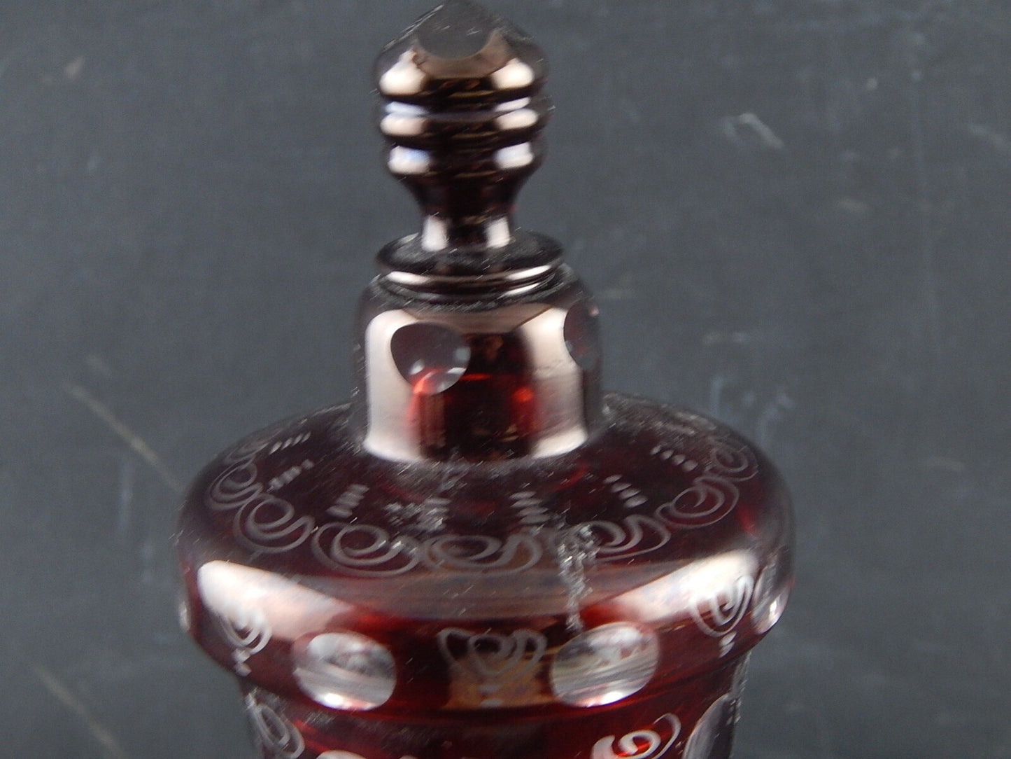 ANTICA PREZIOSA URNA VASO CRISTALLO DI BOEMIA RUBINO INCISO BIEDERMEIER